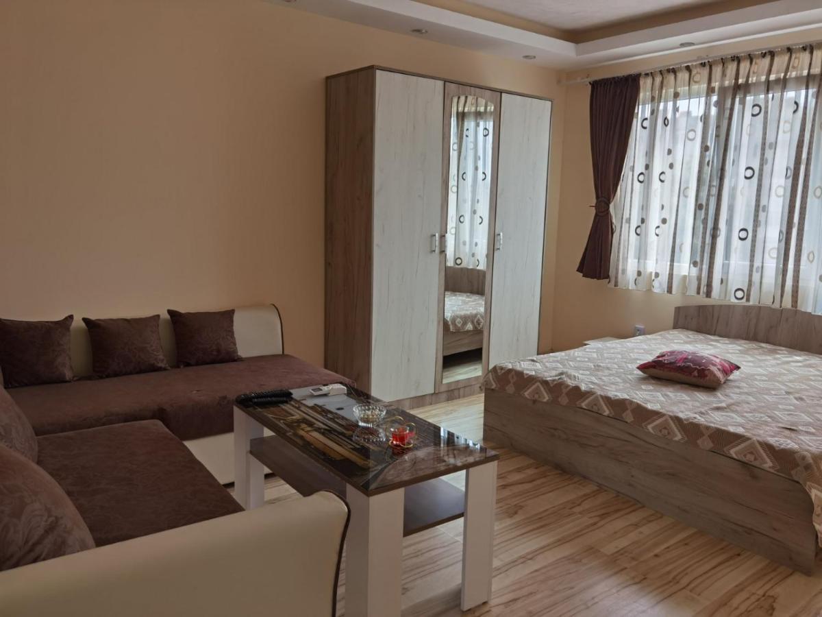 Апартамент Дани Apartament Dani Kazanlŭk Exterior foto